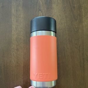 Yeti coral hotshot cup